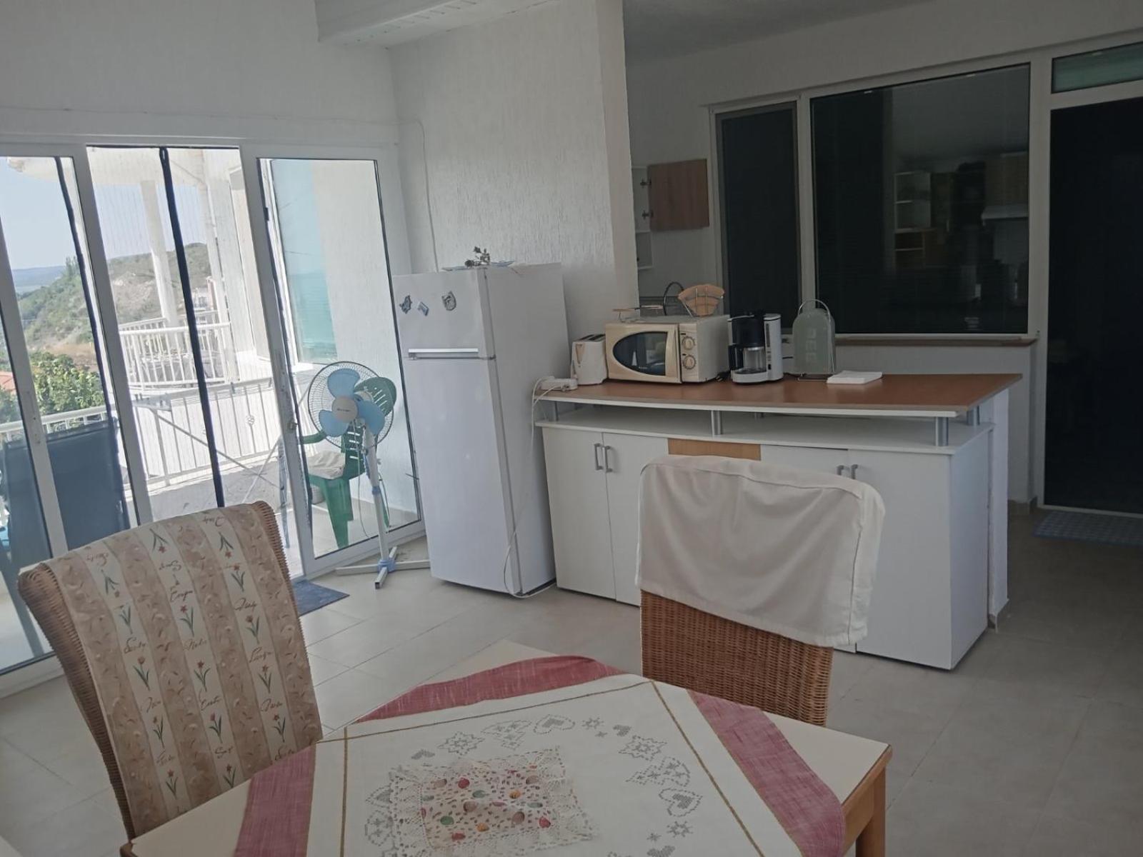 Villa Nora อัลเบนา ภายนอก รูปภาพ